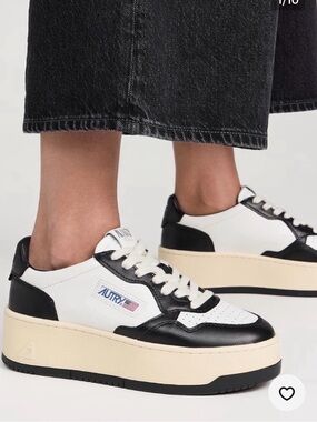 ~ 🖤 AUTRY Medalist Platform Sneakers in White and Black 🤍